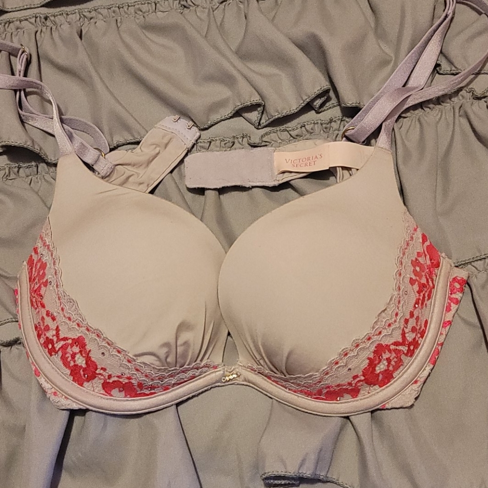 Victoria Secret Push up 34B